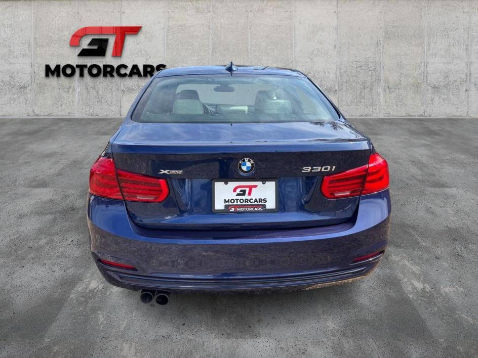 Used 2017 BMW 330i xDrive Sedan image 4