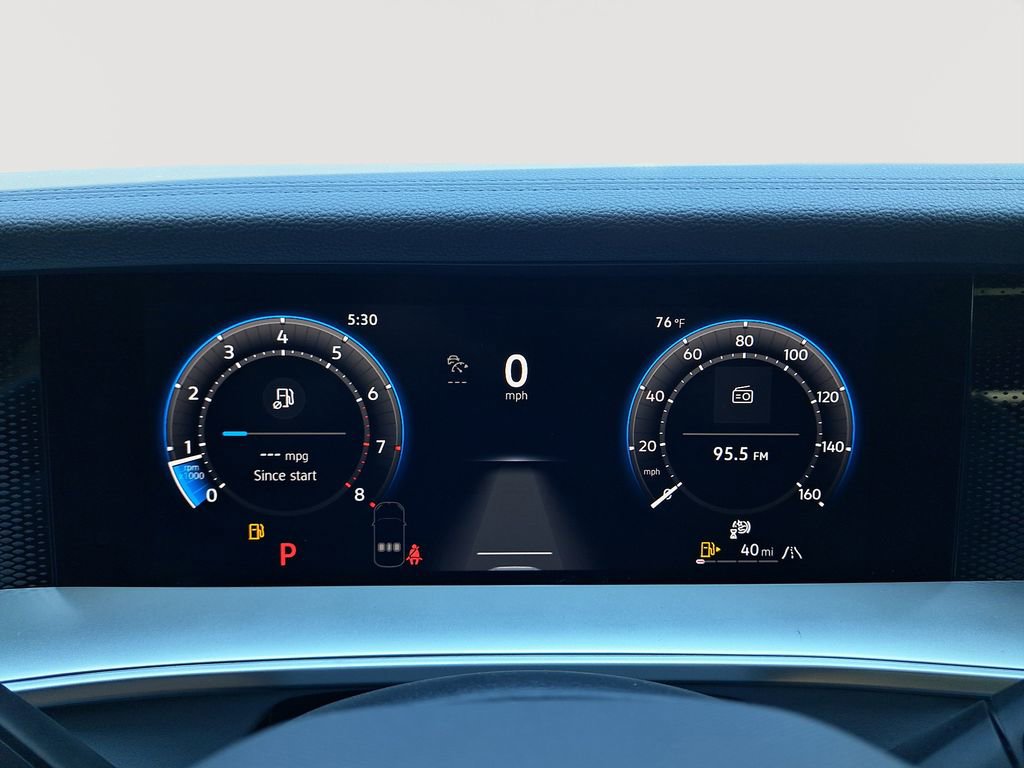 New 2025 Volkswagen Tiguan SE image 23