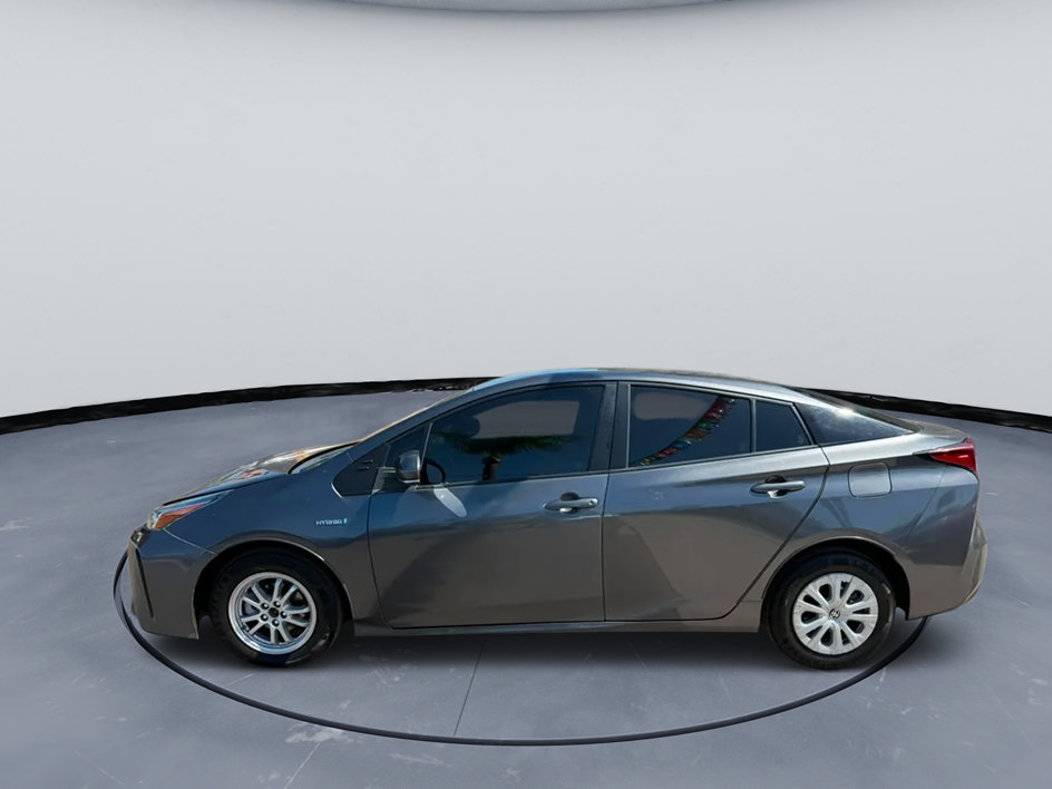 Used 2019 Toyota Prius L Eco FWD image 3