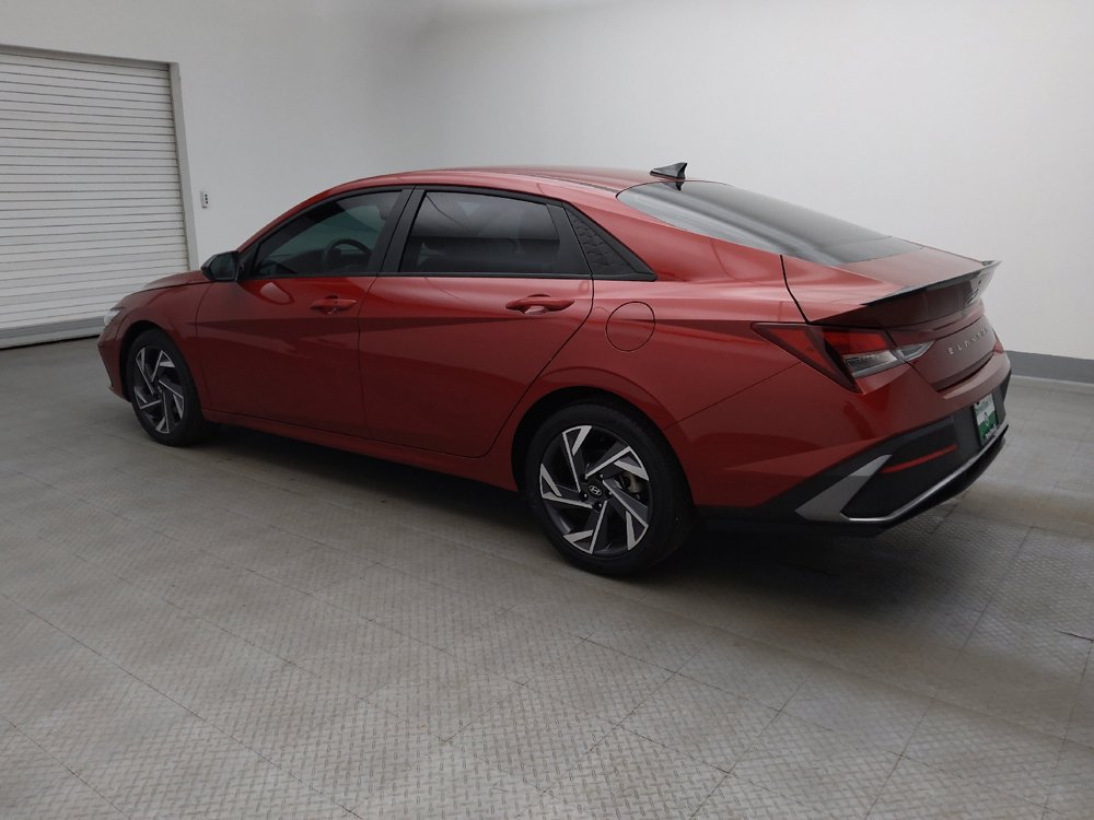 Used 2025 Hyundai Elantra Sport w/ Cargo Package FWD image 3