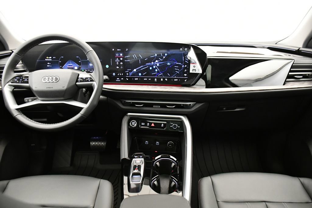 Used 2025 Audi Q5 Premium w/ Convenience Package image 21