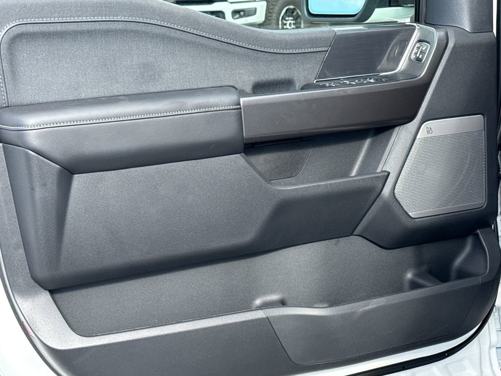 Certified 2025 Ford F150 Lariat w/ Equipment Group 501A Mid image 18