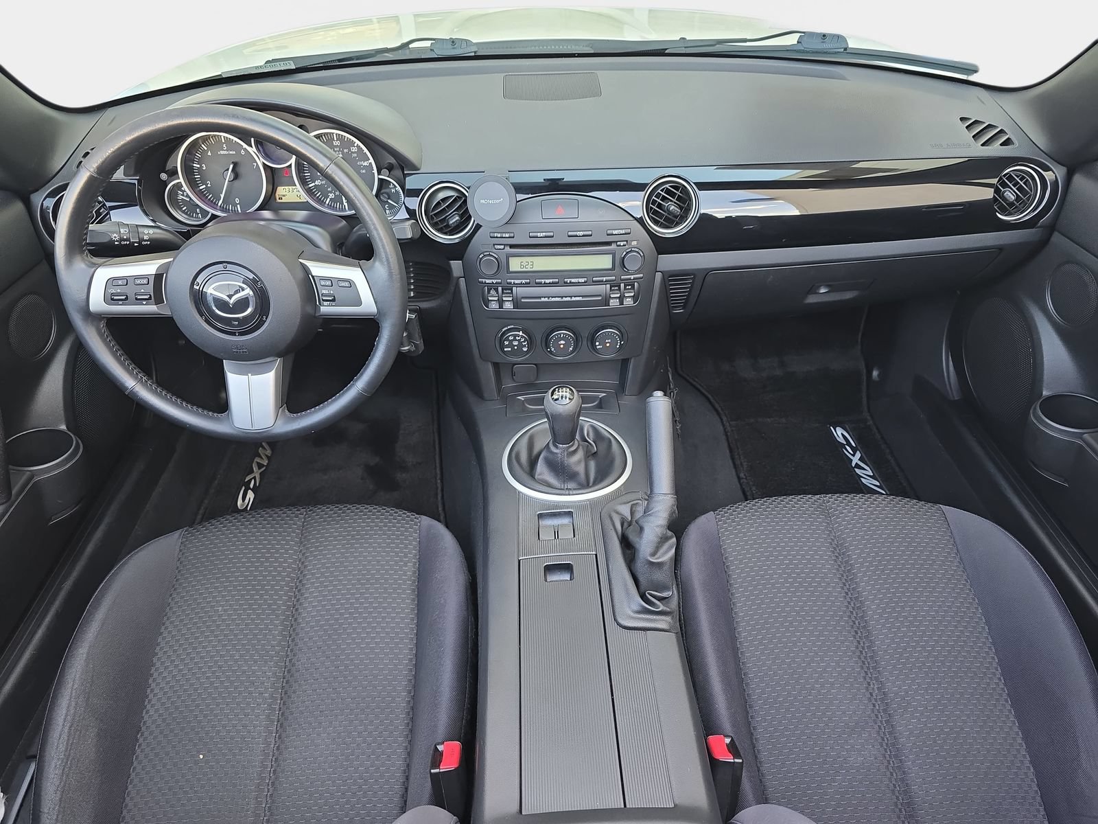 Used 2007 MAZDA MX-5 Miata Touring RWD image 10