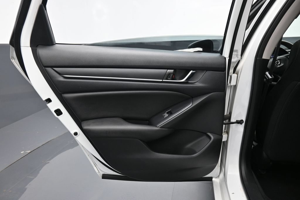 Used 2020 Honda Accord LX image 24