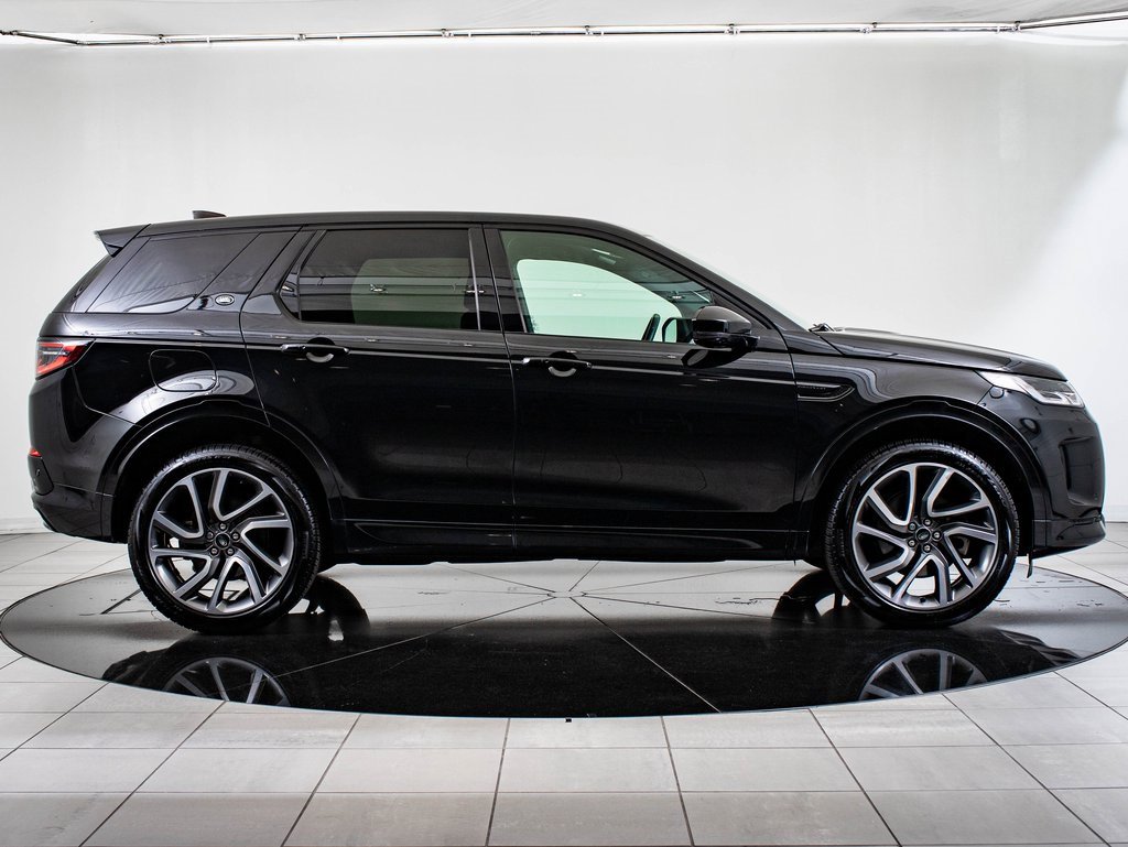Used 2023 Land Rover Discovery Sport SE R-Dynamic image 6