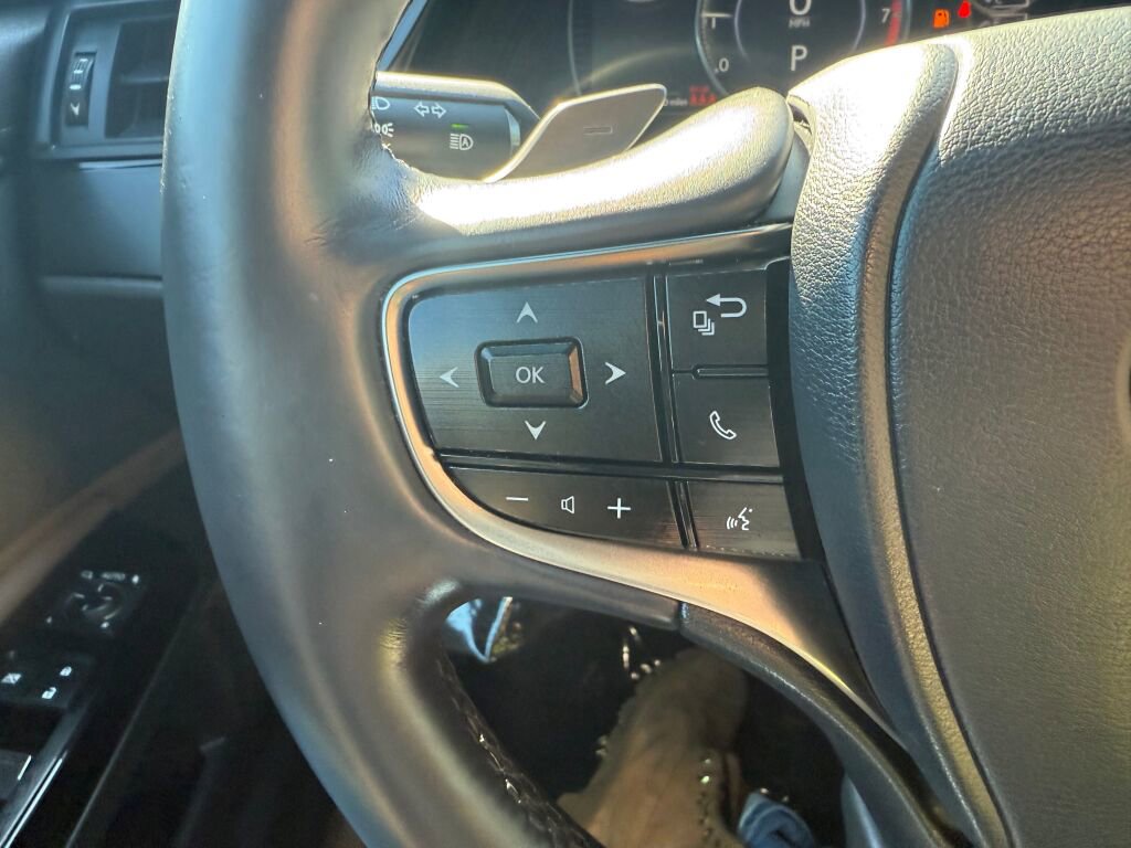 Used 2023 Lexus ES 350 w/ Premium Package FWD image 15