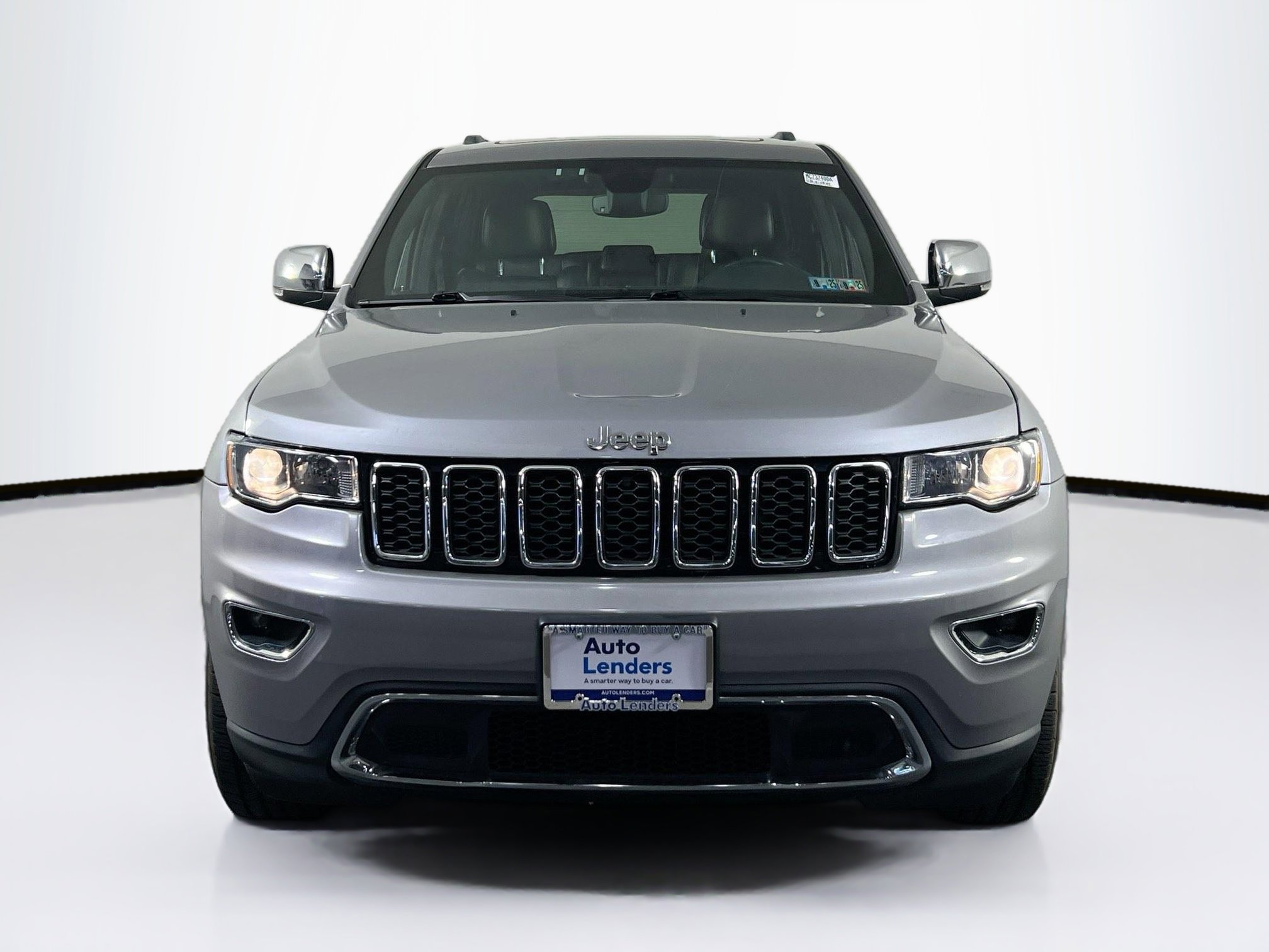 Used 2021 Jeep Grand Cherokee Limited image 2