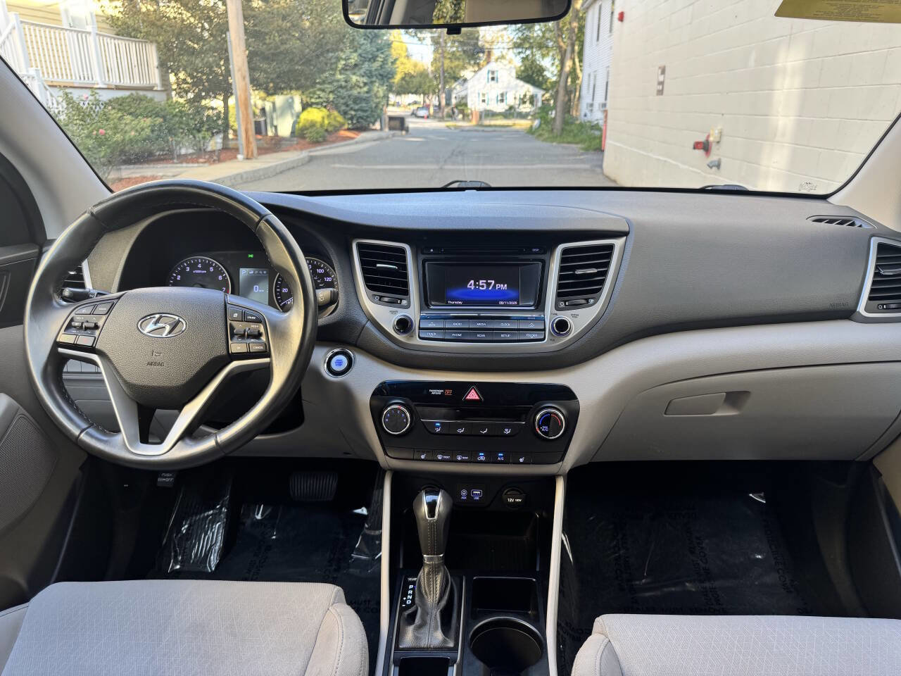 Used 2016 Hyundai Tucson Sport image 23