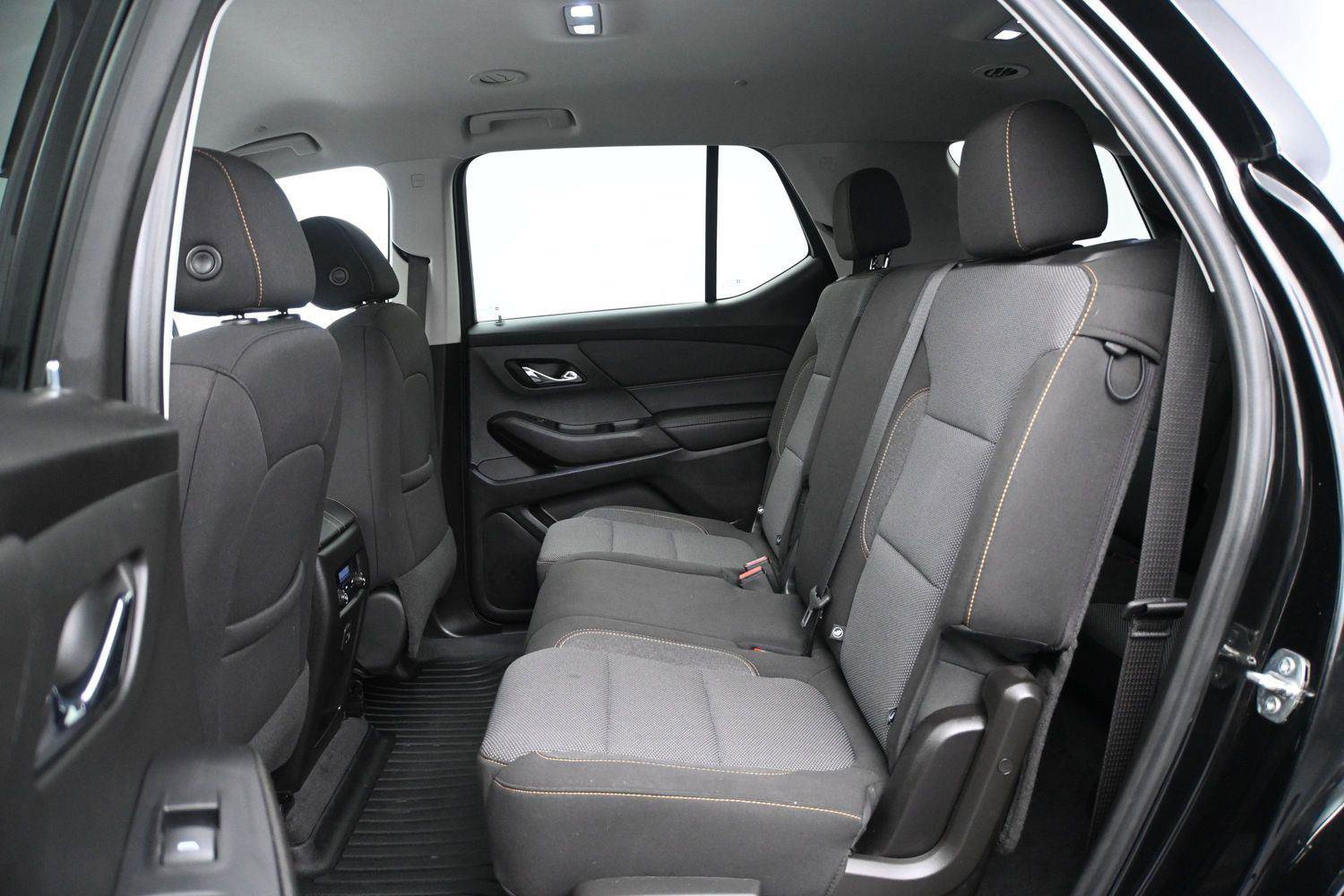 Used 2021 Chevrolet Traverse LT AWD/4WD image 9