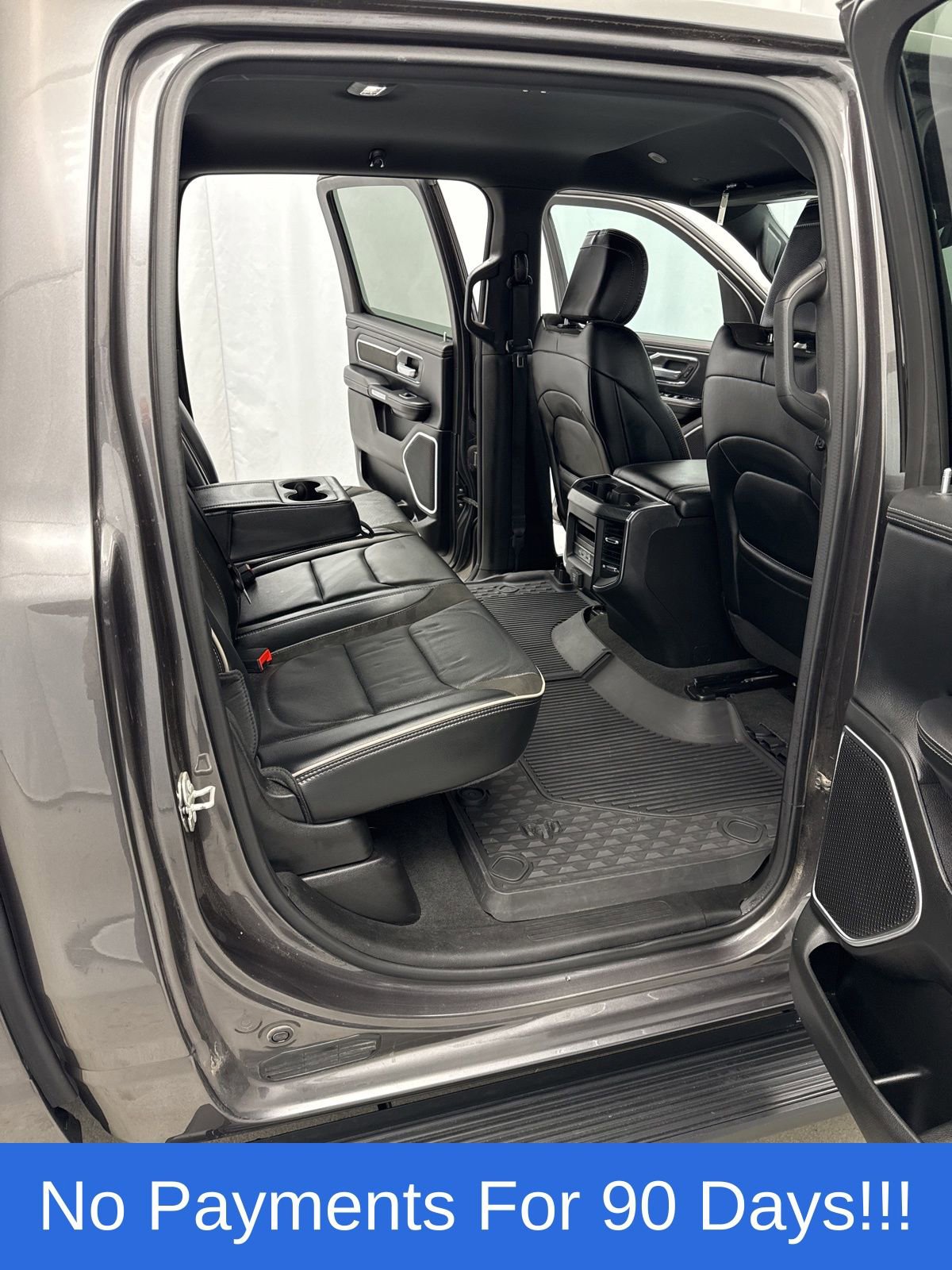 Used 2023 RAM 1500 Laramie AWD/4WD image 36