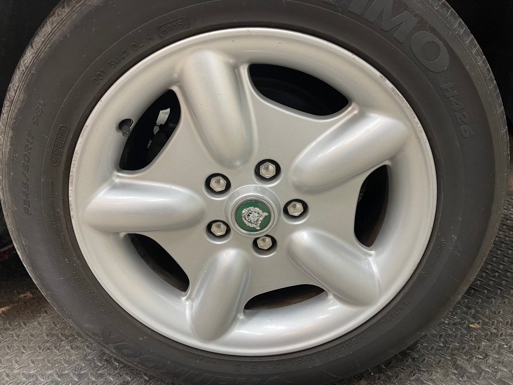 Used 1999 Jaguar XK8 image 37