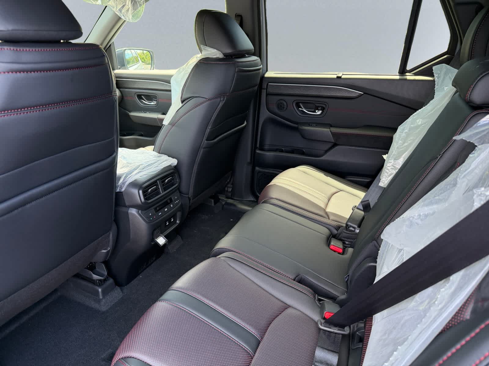 New 2026 Honda Pilot Black Edition image 18