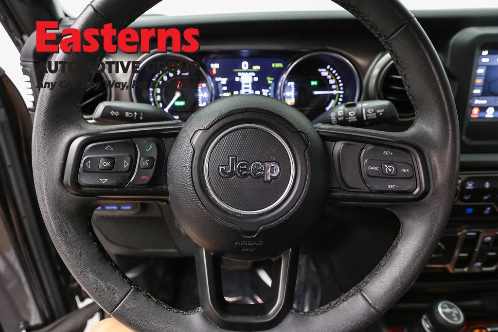 Used 2023 Jeep Wrangler Unlimited w/ Cold Weather Group AWD/4WD image 10