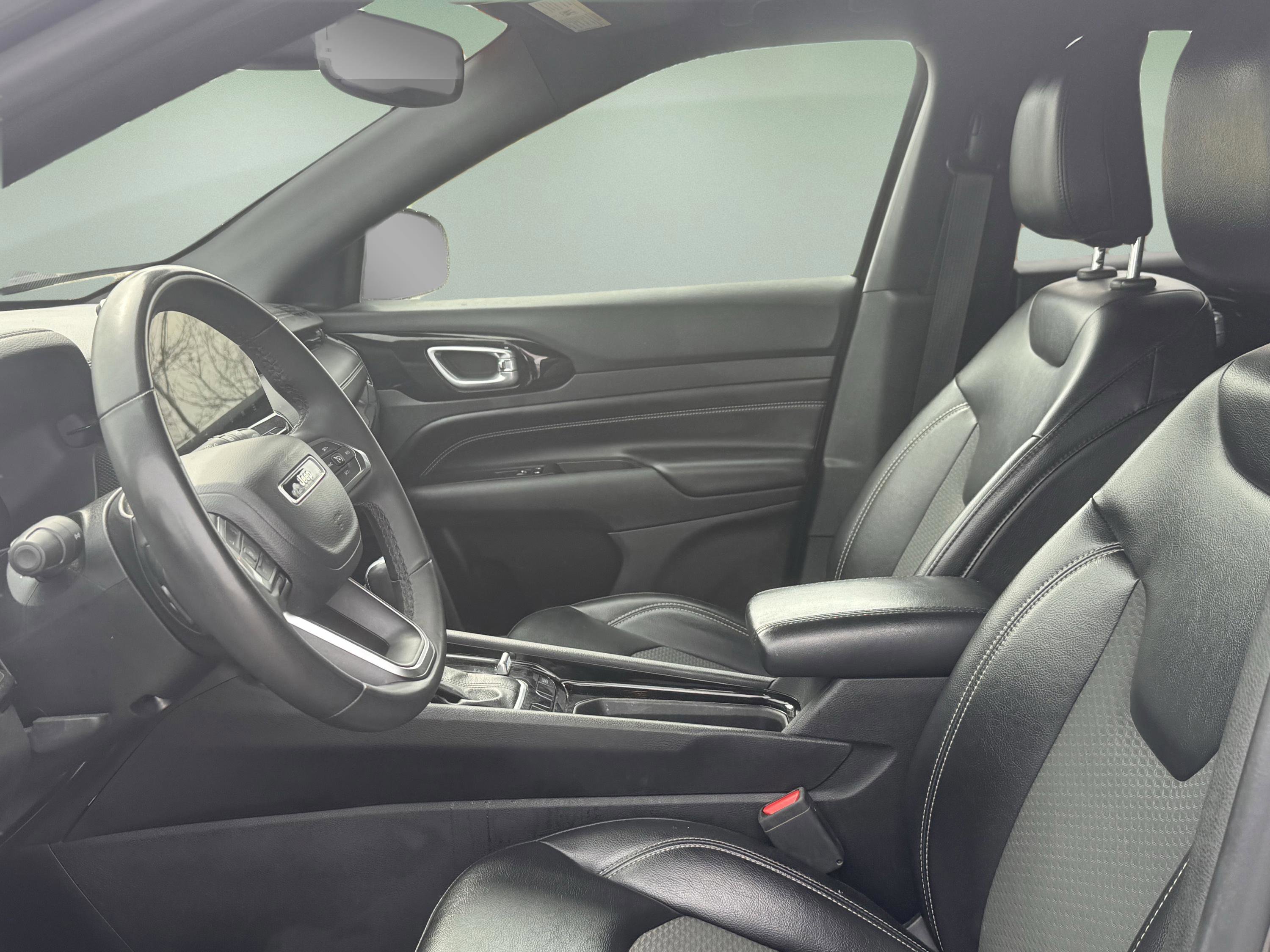 Used 2023 Jeep Compass Altitude w/ Convenience Group image 7