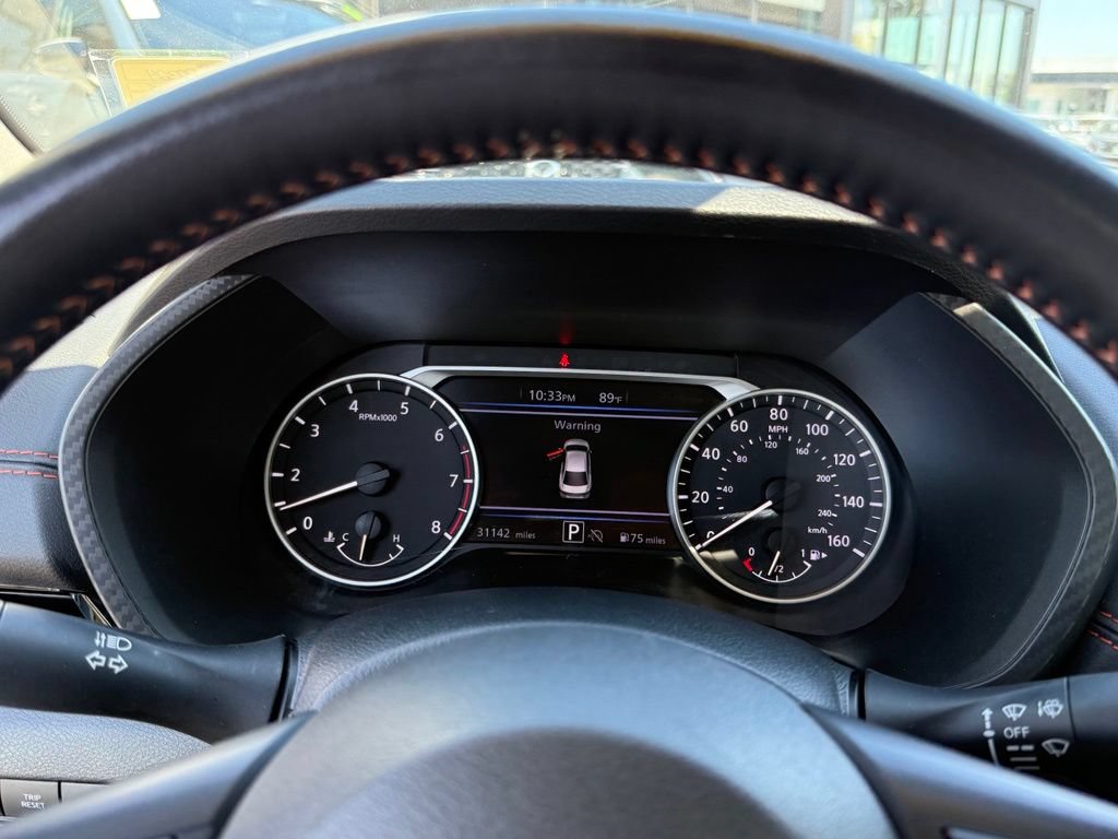 Used 2025 Nissan Sentra SR w/ SR Premium Package FWD image 22