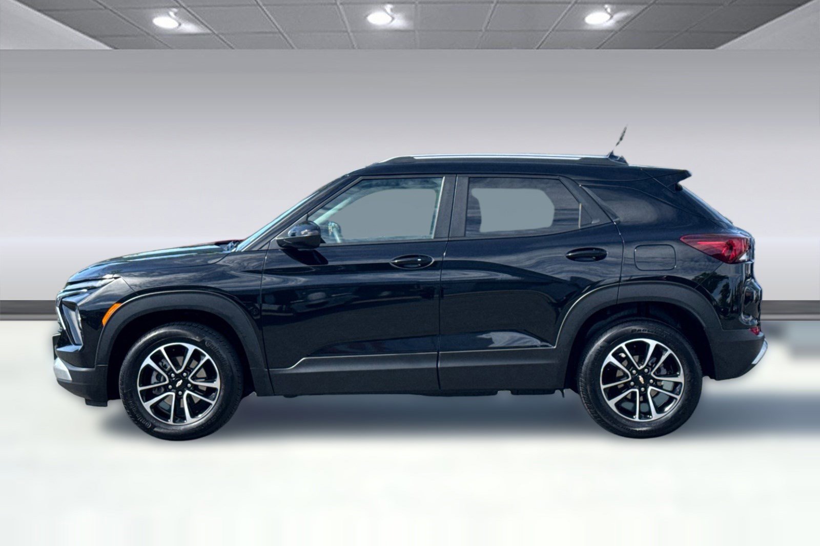 Used 2025 Chevrolet TrailBlazer LT image 6