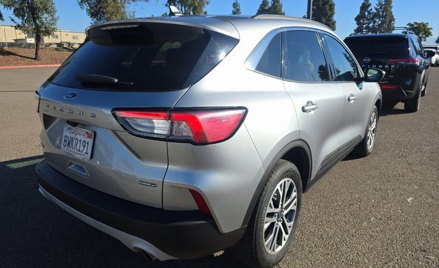 Used 2021 Ford Escape SEL image 3