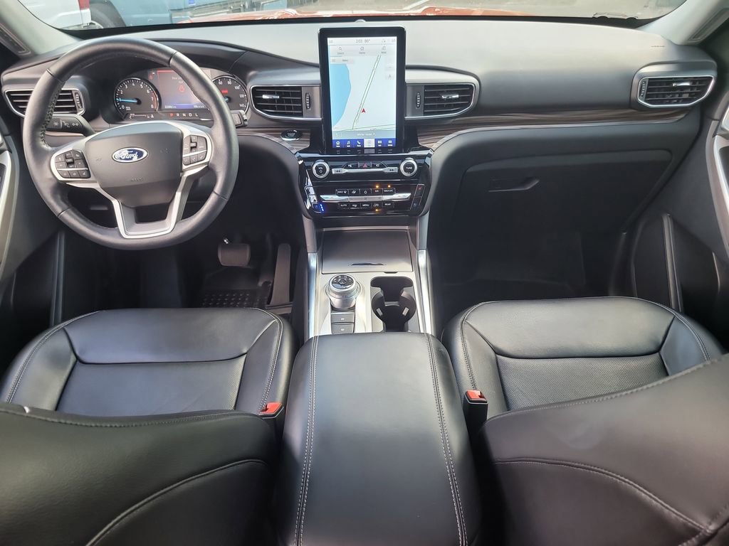 Certified 2023 Ford Explorer Limited w/ Limited Technology Package image 15