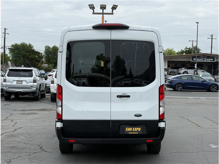 Used 2019 Ford Transit 150 XLT RWD image 5