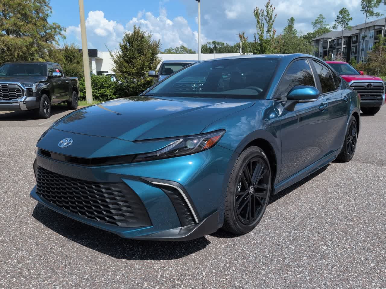 Certified 2025 Toyota Camry SE w/ Convenience Package FWD image 2