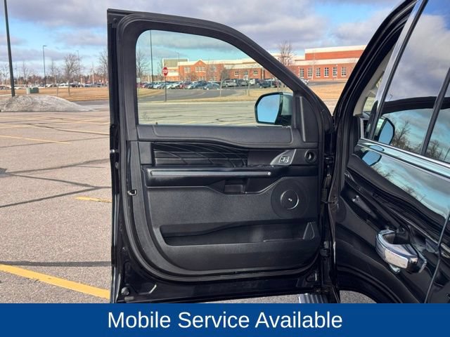 Used 2019 Ford Expedition Platinum AWD/4WD image 5