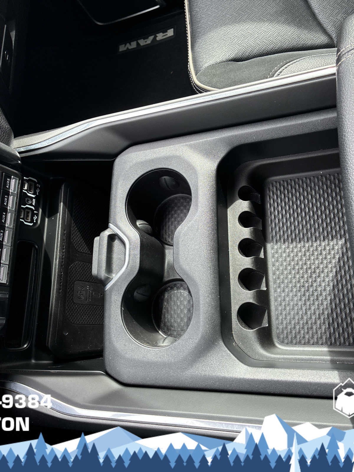 Used 2024 RAM 3500 Laramie w/ Night Edition image 17