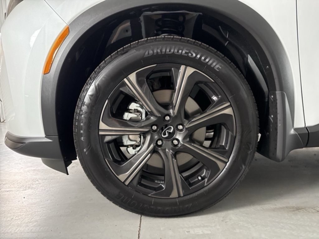 Certified 2026 INFINITI QX60 Autograph w/ Autograph Tech Package AWD/4WD image 7