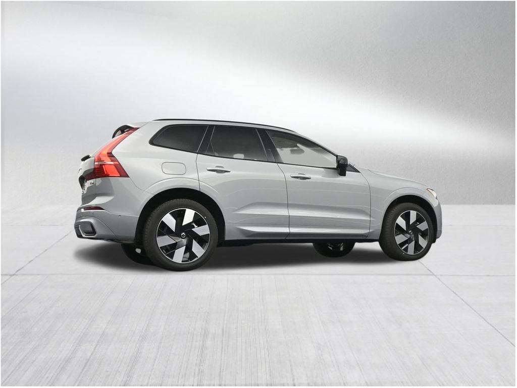 New 2025 Volvo XC60 T8 Plus w/ Protection Package Premier AWD/4WD image 26