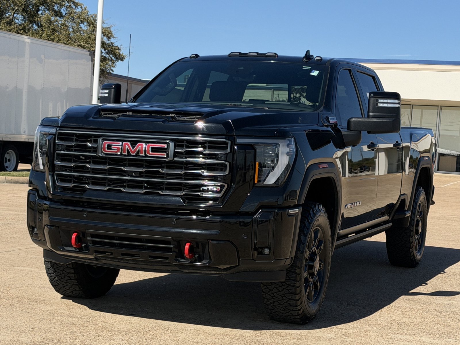 Used 2025 GMC Sierra 3500 AT4 w/ AT4 Premium Plus Package AWD/4WD image 8