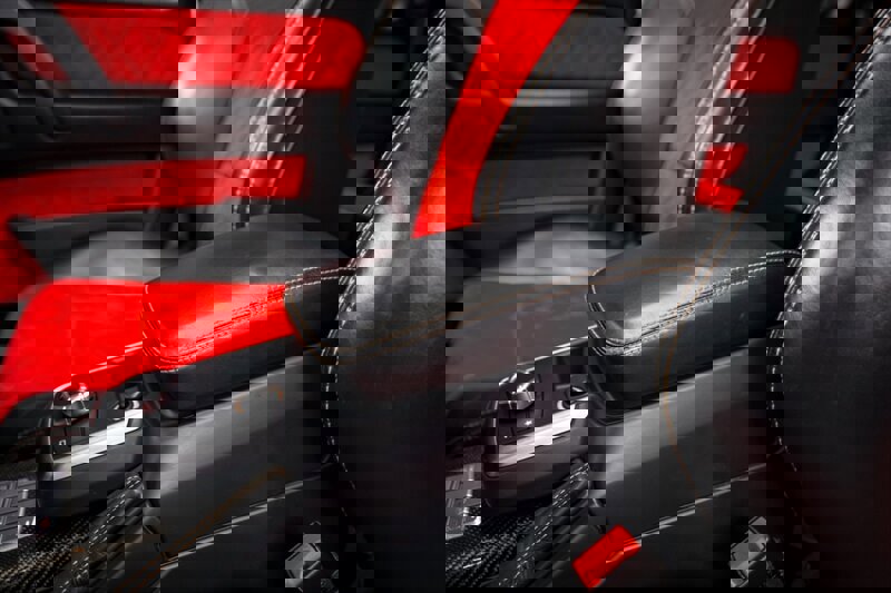 Used 2018 Mercedes-Benz G 550 Squared image 19