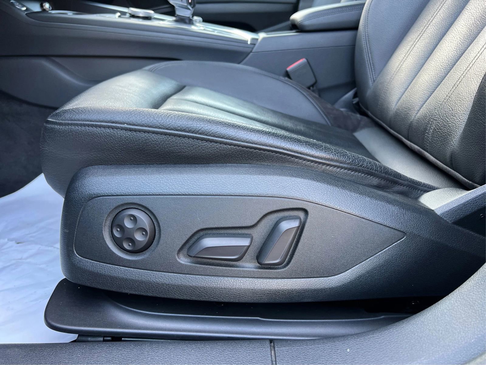 Used 2017 Audi A4 2.0T allroad Premium Plus image 19