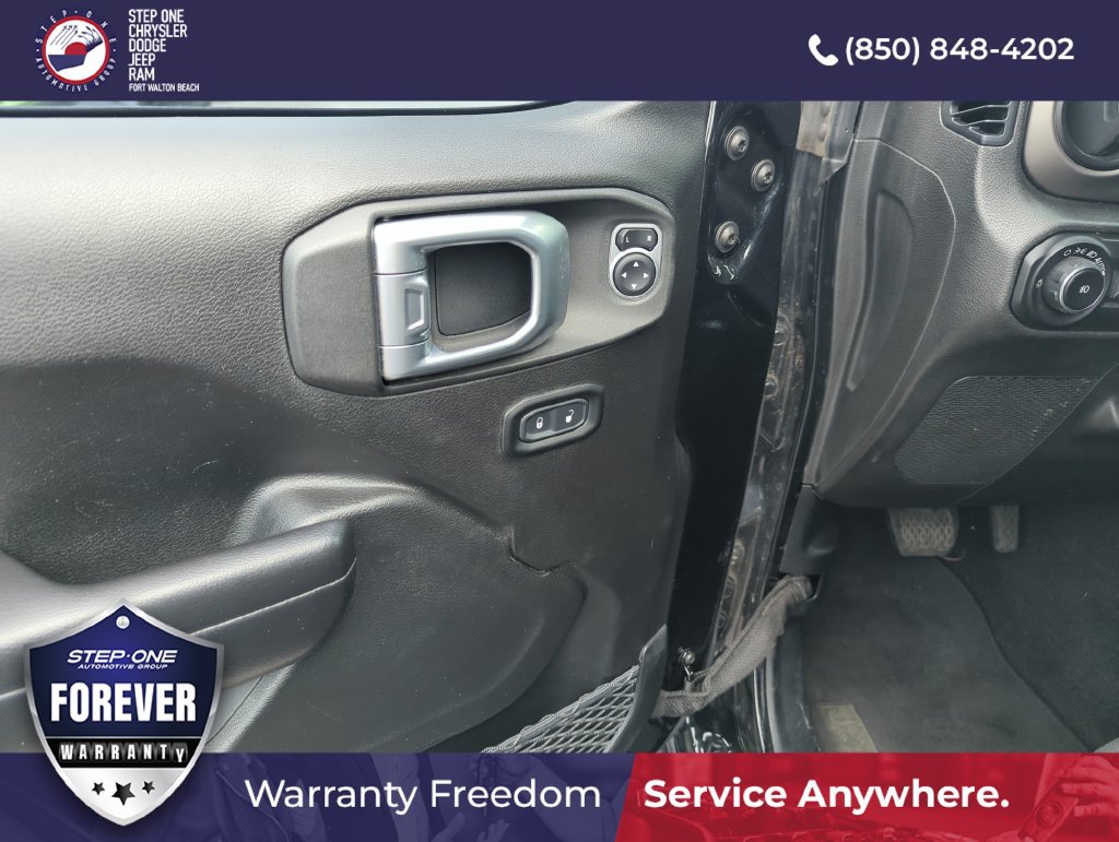 Used 2019 Jeep Wrangler Unlimited Sport S AWD/4WD image 18