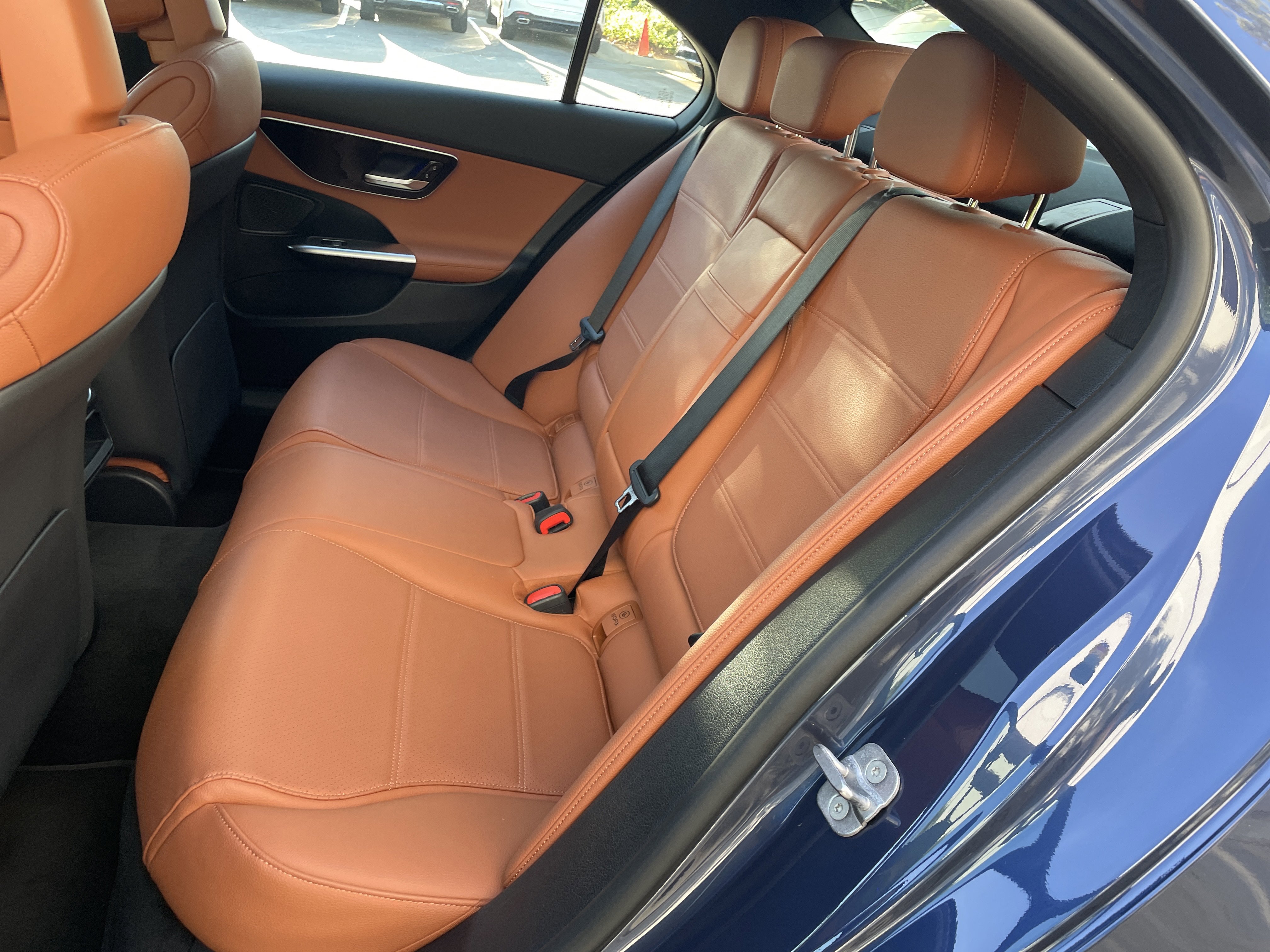 Used 2025 Mercedes-Benz C 300 Sedan image 40