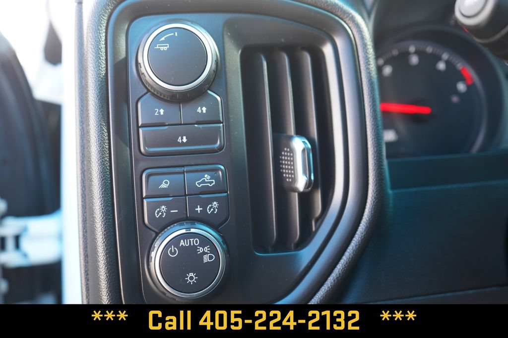 Used 2025 Chevrolet Silverado 2500 Custom w/ Custom Value Package AWD/4WD image 31