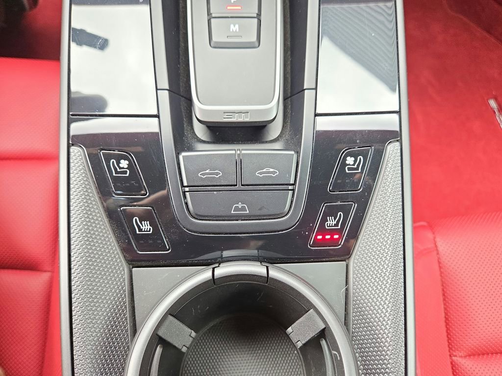 Certified 2021 Porsche 911 Carrera 4 AWD/4WD image 15