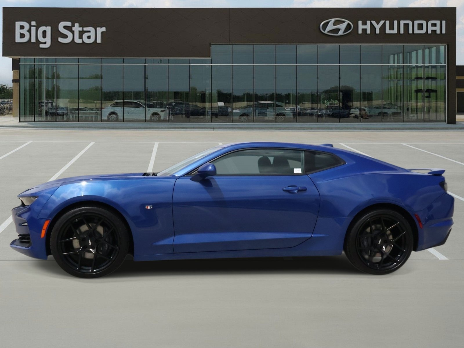 Used 2023 Chevrolet Camaro SS RWD image 2
