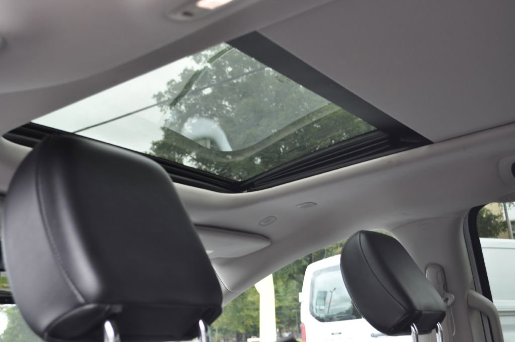 Used 2022 Chrysler Pacifica Limited image 19