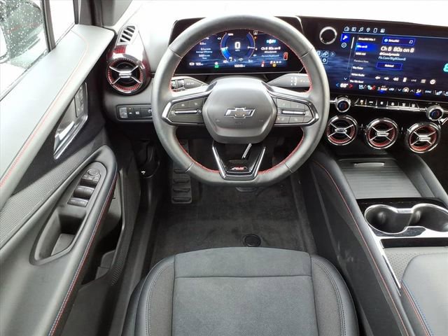 Used 2025 Chevrolet Blazer EV RS AWD/4WD image 17