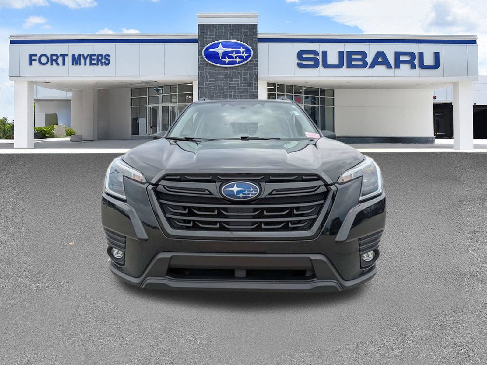 Used 2024 Subaru Forester Premium AWD/4WD image 3