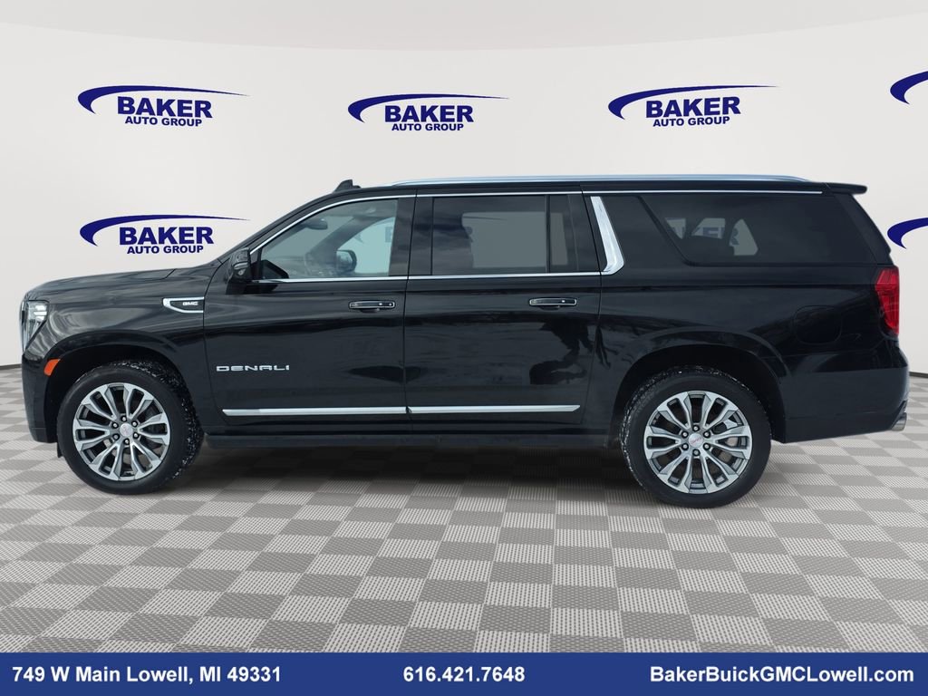 Used 2022 GMC Yukon XL Denali image 8