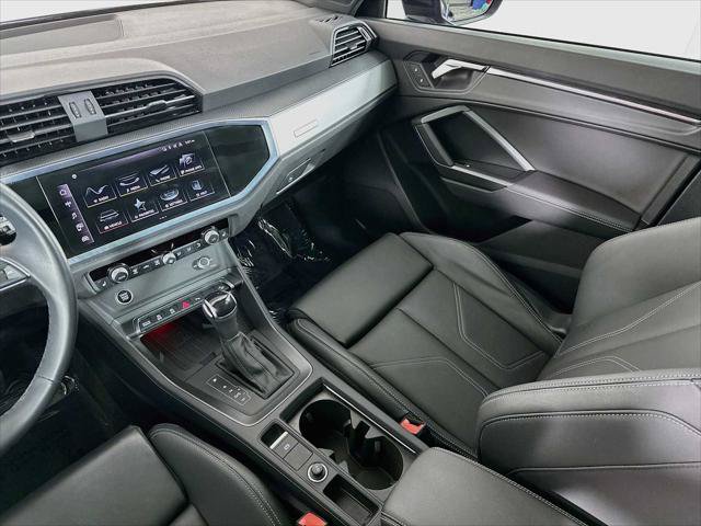Certified 2023 Audi Q3 2.0T Premium Plus w/ Premium Plus Package AWD/4WD image 21