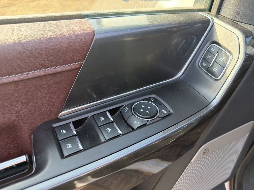 Used 2022 Ford F150 Lariat w/ Equipment Group 502A High image 13