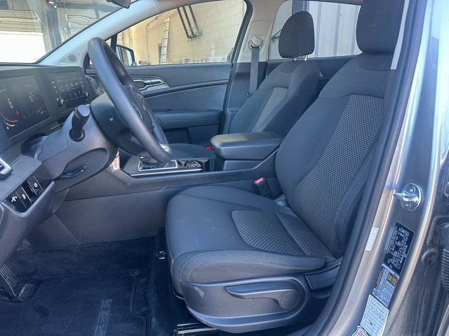 Used 2024 Kia Sportage LX image 15