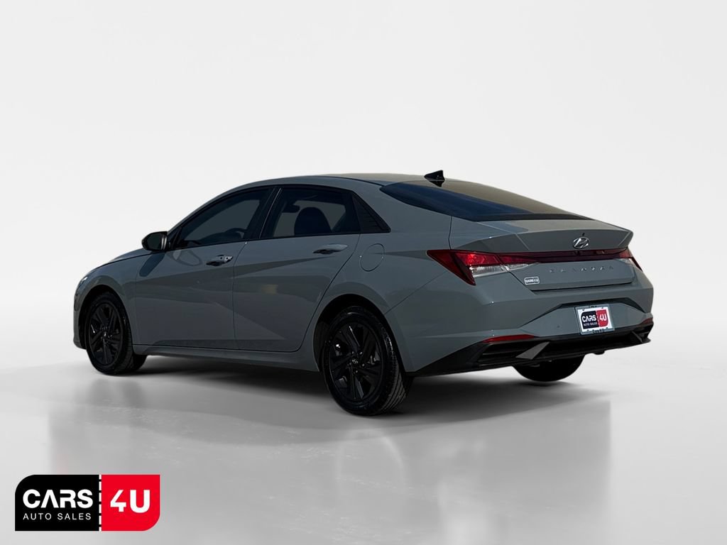 Used 2021 Hyundai Elantra SEL FWD image 5