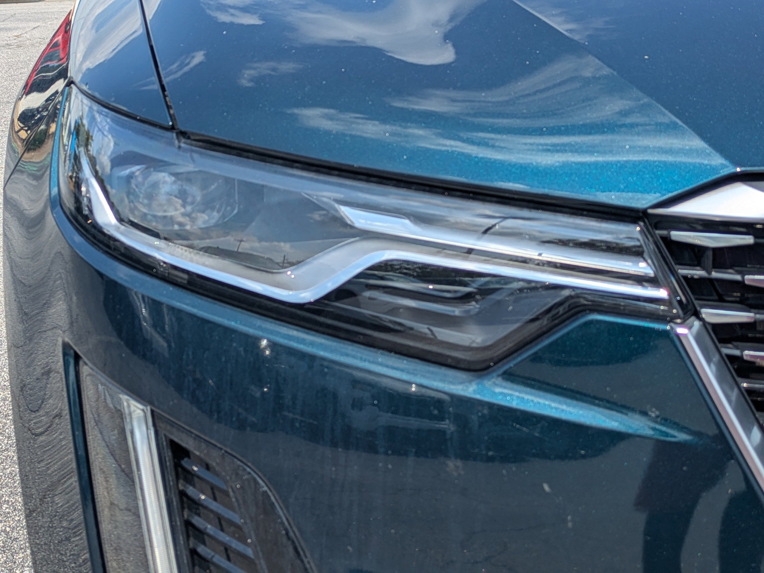 Used 2025 Cadillac XT6 Premium Luxury image 10