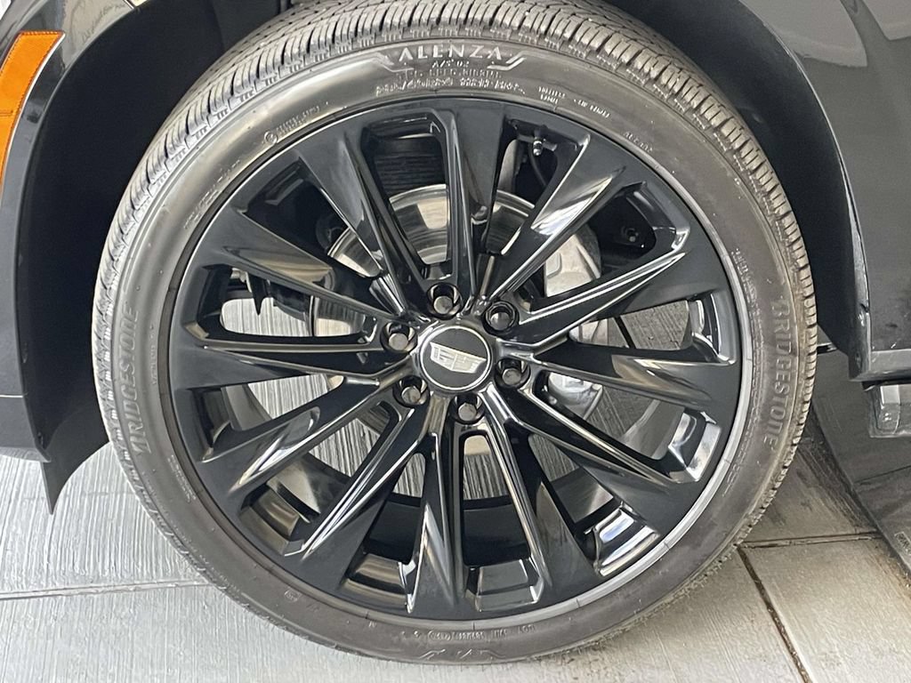 Used 2026 Cadillac Escalade Platinum Sport w/ LPO, ONYX Package AWD/4WD image 11