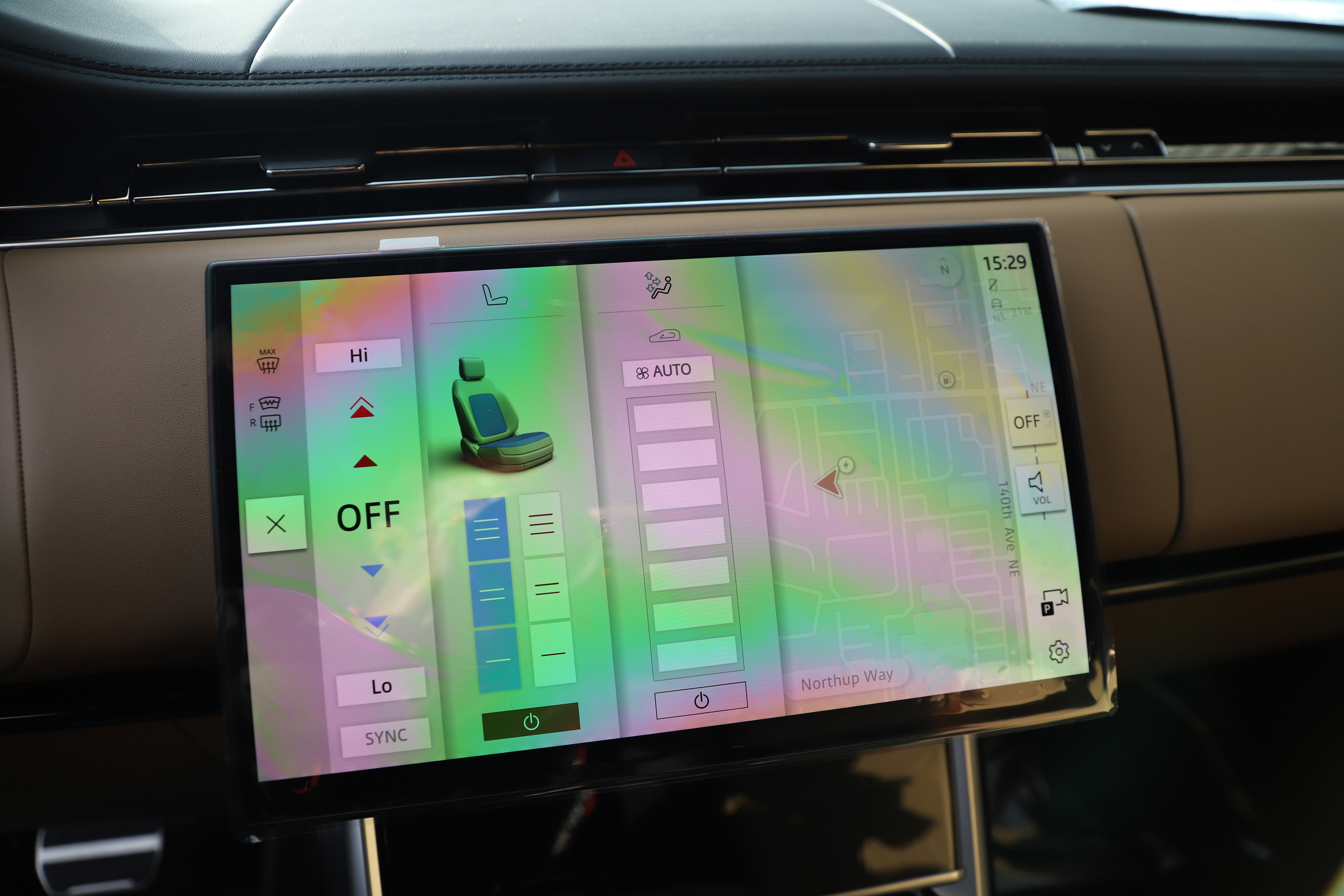 New 2026 Land Rover Range Rover SE image 27