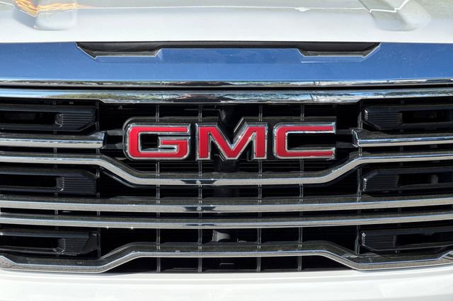 Used 2025 GMC Sierra 1500 SLT AWD/4WD image 48