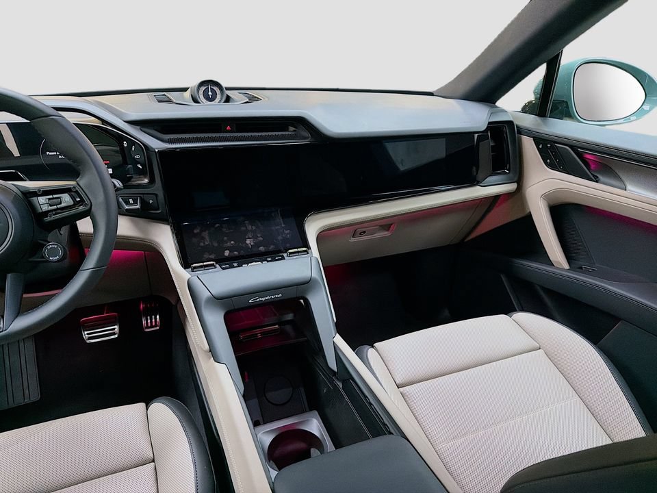 New 2026 Porsche Cayenne Electric AWD/4WD image 26