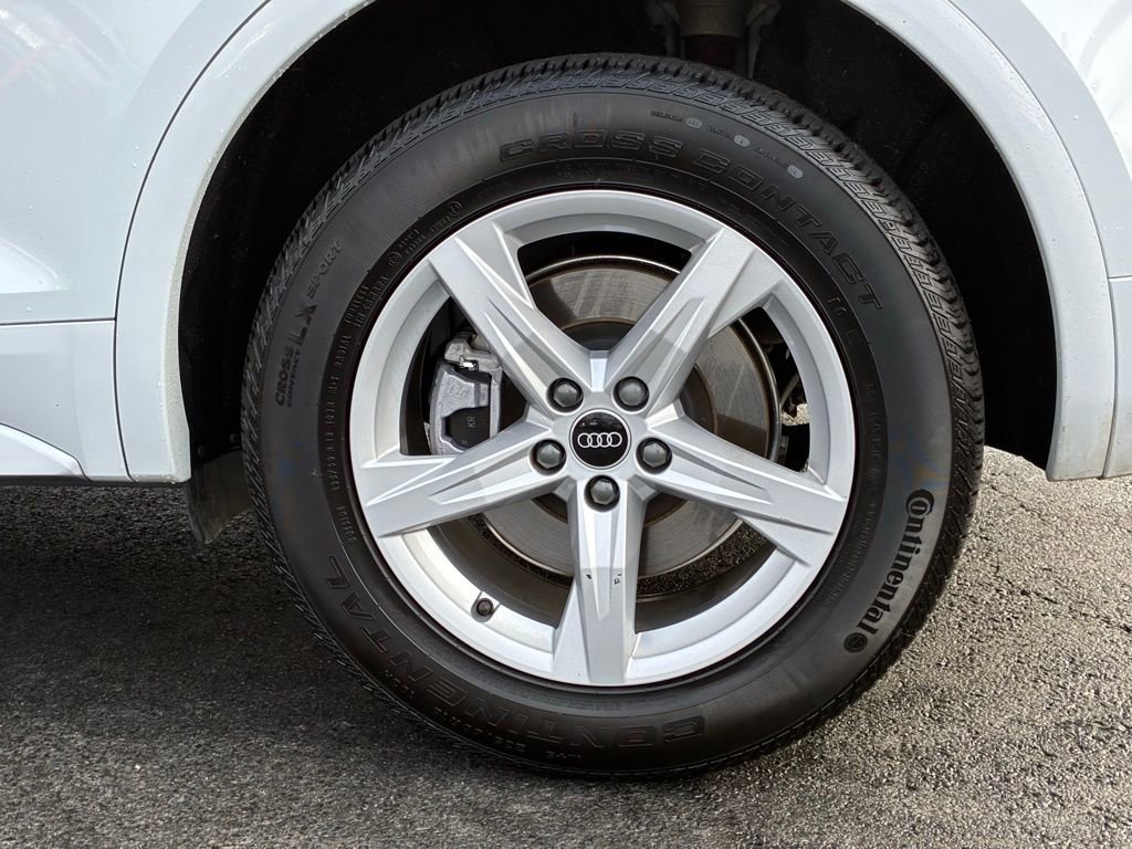 Used 2023 Audi Q5 2.0T Premium w/ Convenience Package image 50